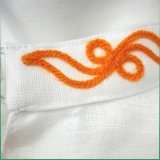 Mužská ľudová košeľa ONDREJ, vyšívaná pletacou priadzou - detail límca